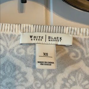 White House Black Market Sweaters - Adorable crop sweater White House Black Market Sweaters - Adorable crop sweater